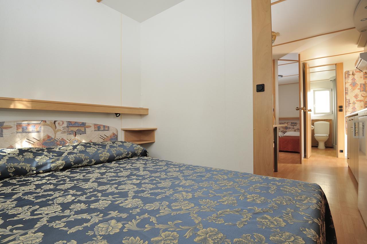 Camping Telis Hotel Àrbatax Buitenkant foto